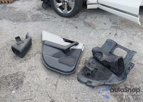 2023 Toyota Rav4 Xle из США, поврежденный, VIN 2T3W1RFV8PW295787